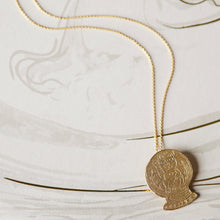 Load image into Gallery viewer, Lucky cat snow globe diamond charm